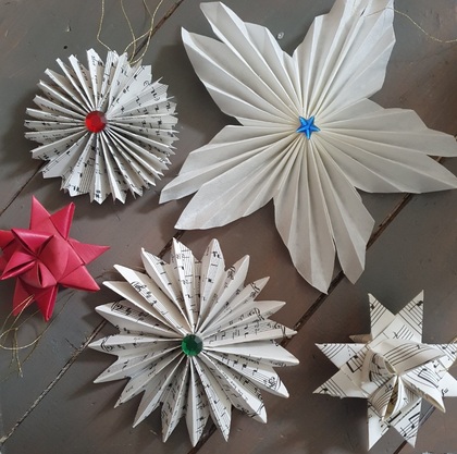 Workshop- Origami, lär dig vika stjärnor till jul