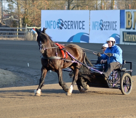 Funkisridning på Kalmartravet 28/9