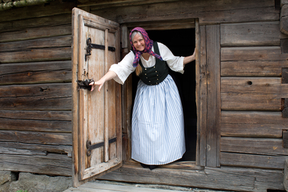 Kulning och vallvisor - Utomhus Vreta gård, Enköping