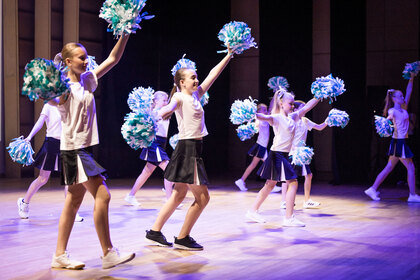 Pom Power, 10-13 år (Performance Cheer: Pom)